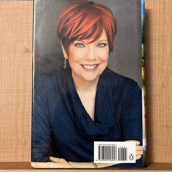 Hardcover novel “Dream Eyes” by Jayne Ann Krentz published by Putnam - Picture 3 of 16